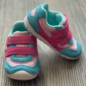 Stride Rite Soft Motion Sneaker Toddler Sz5.5